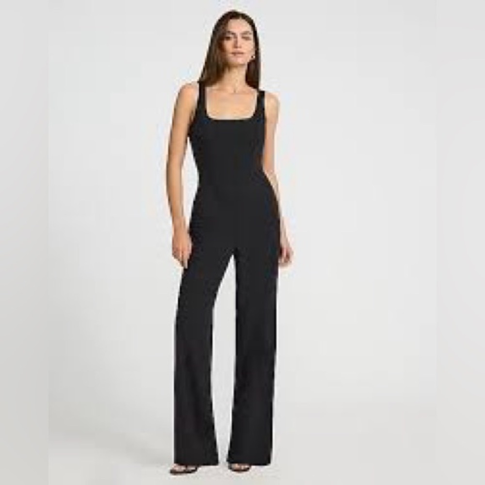 Abercrombie Medium Tall Black Jumpsuit